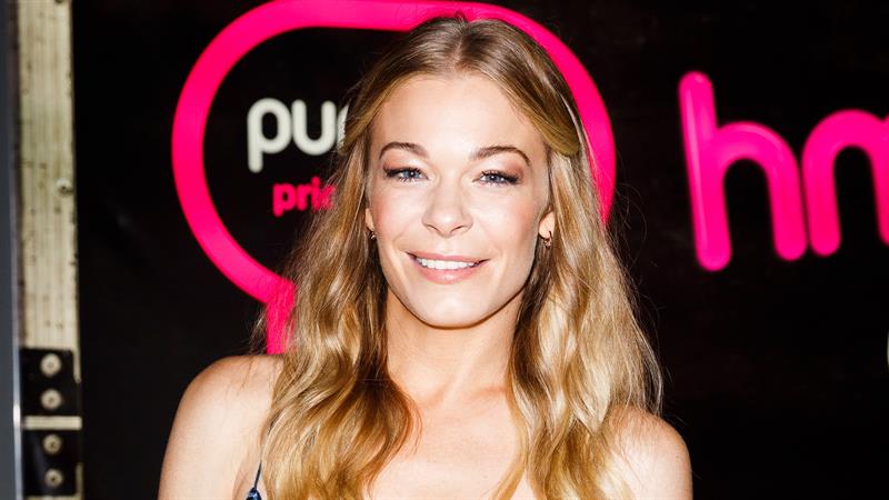 LeAnn Rimes & Eddie Cibrian Celebrate An 'Awkward' Easter With Brandi Glanville