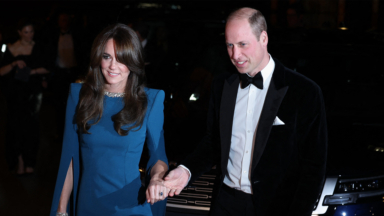 Kate Middleton & Prince William Hold Hands At Royal Variety Performance